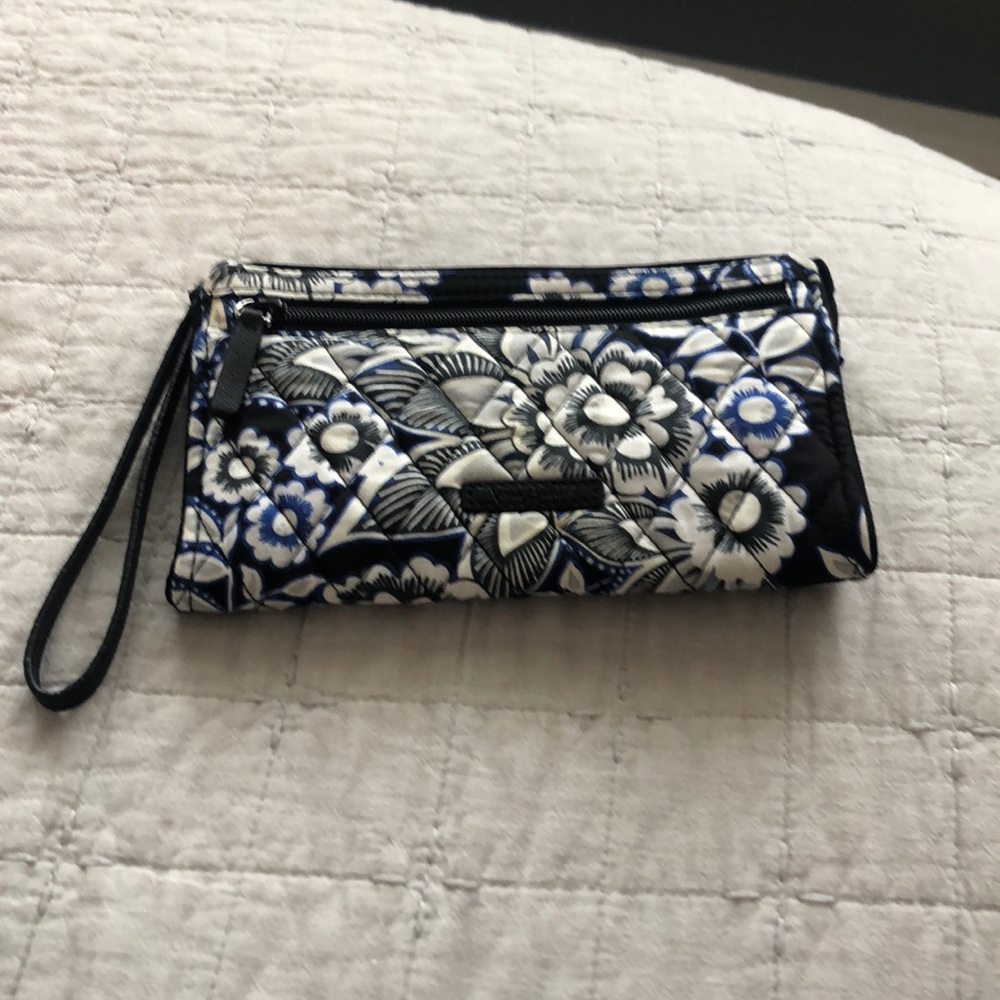 Vera Bradley wristlet purse